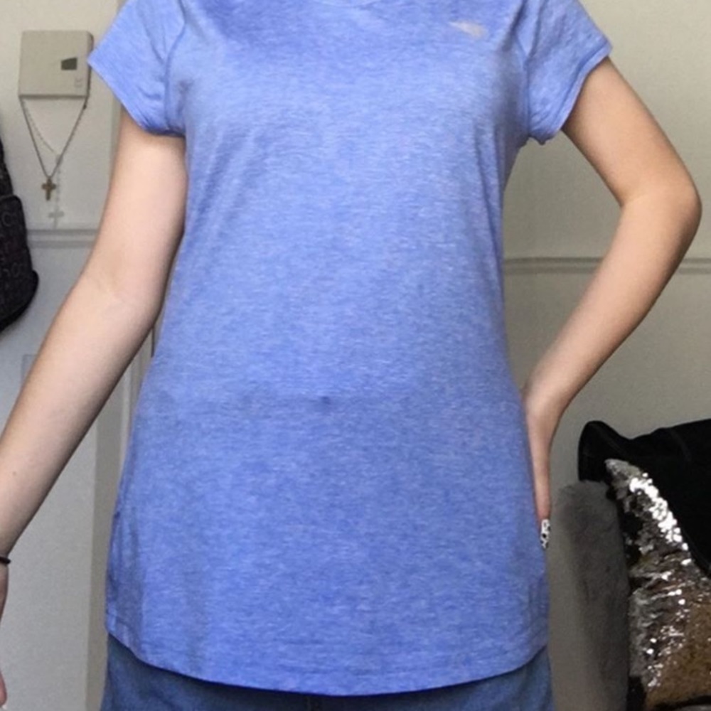 shirt - Picture 4 of 4